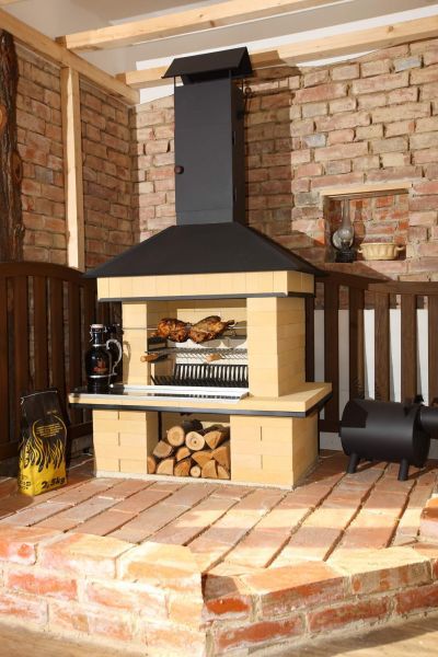 Stavba zahradních krbů