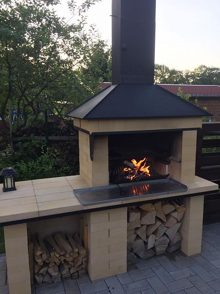 Stavba zahradních krbů