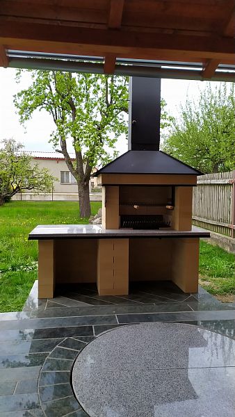 Stavba zahradních krbů