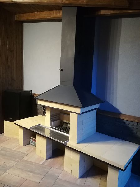 Stavba zahradních krbů