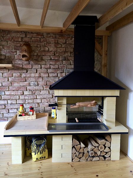 Stavba zahradních krbů