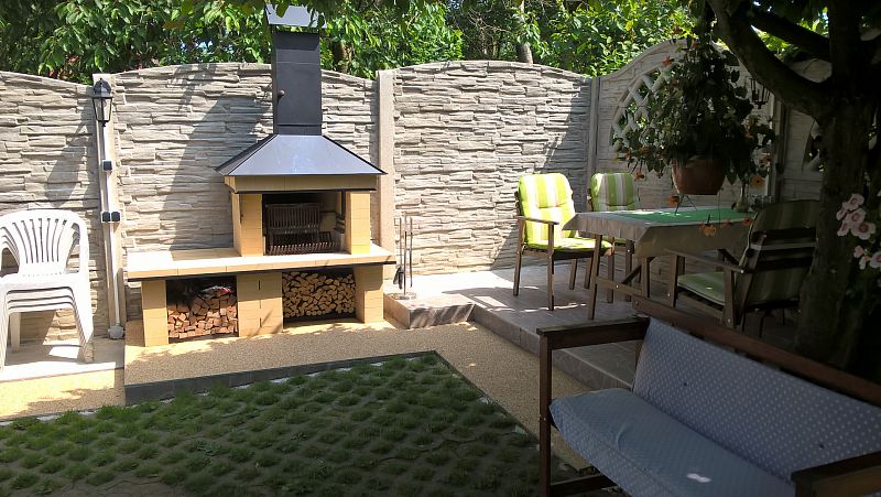 Stavba zahradních krbů