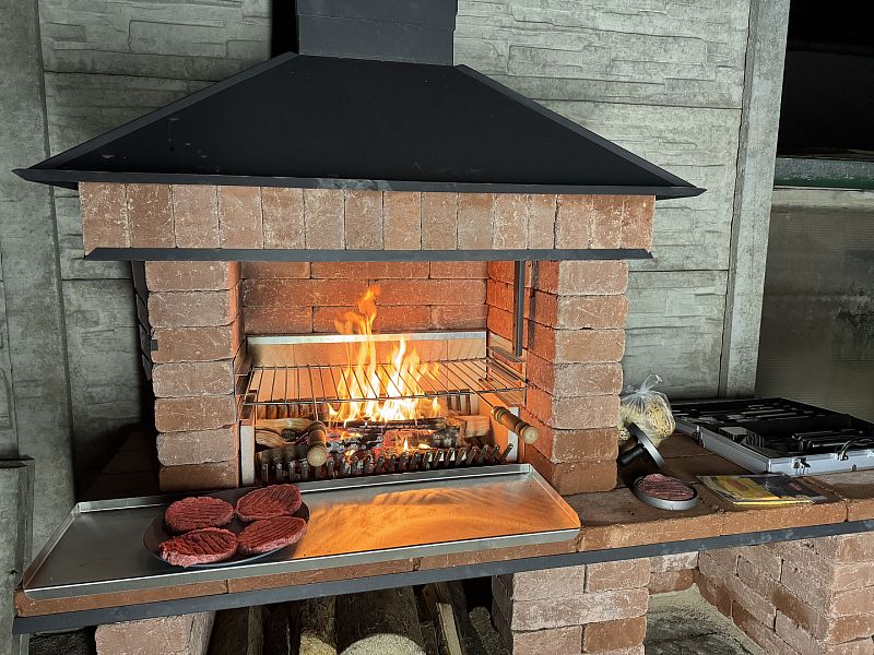 Stavba zahradních krbů