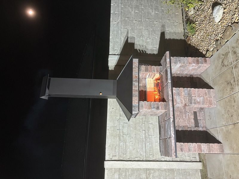 Stavba zahradních krbů